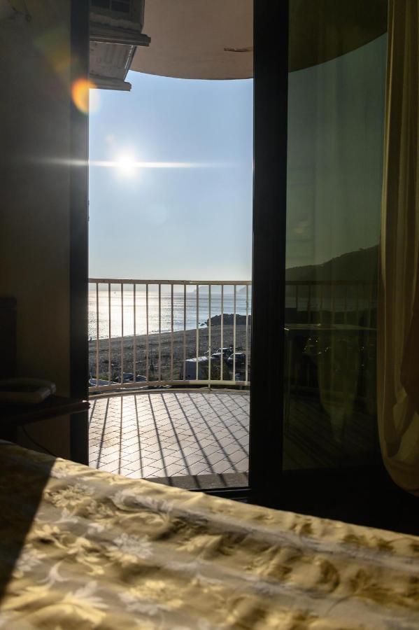 Hotel Sirenella Mele Exterior photo