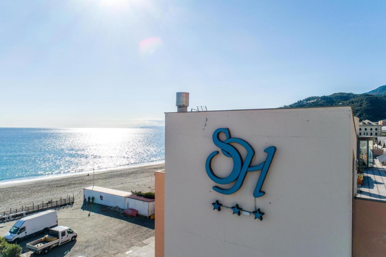 Hotel Sirenella Mele Exterior photo
